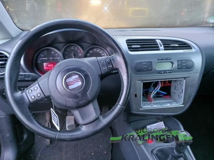 Seat Leon 2.0 FSI 16V Sloopvoertuig (2006, Blauw)