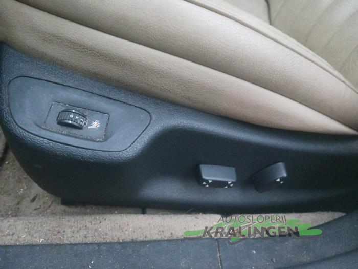 Peugeot 407 3.0 V6 24V VVT Sloopvoertuig (2004, Grijs)