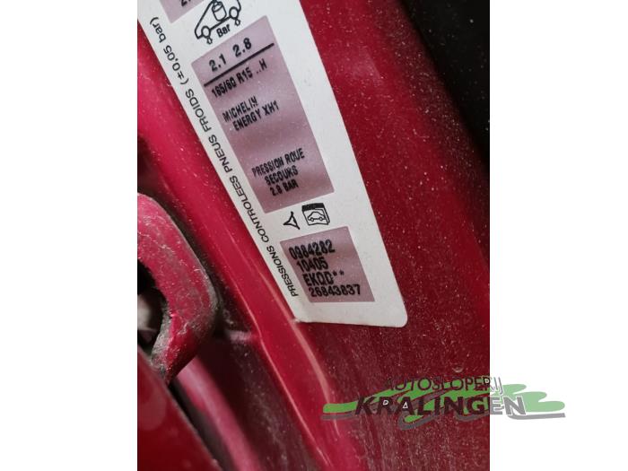 Citroen C3 1.4 Sloopvoertuig (2004, Rood)