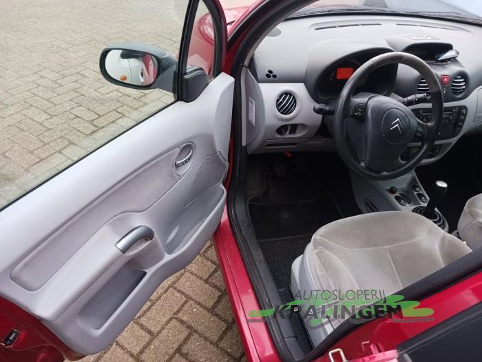 Citroen C3 1.4 Sloopvoertuig (2004, Rood)