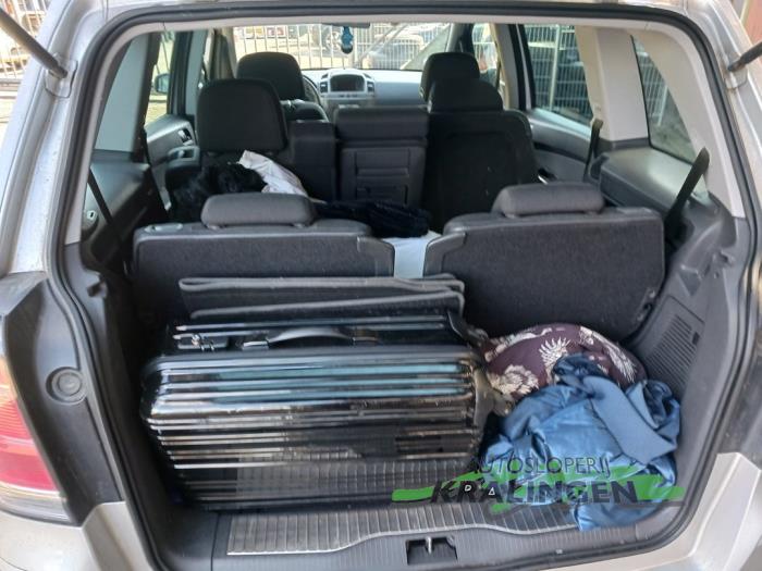 Opel Zafira 1.9 CDTI Sloopvoertuig (2006, Grijs)