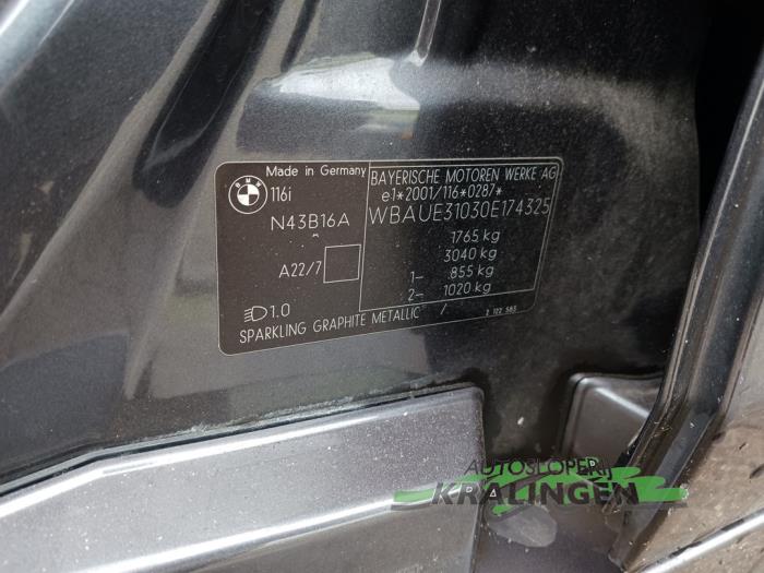 BMW 1 serie 116i 1.6 16V Sloopvoertuig (2008, Grijs)