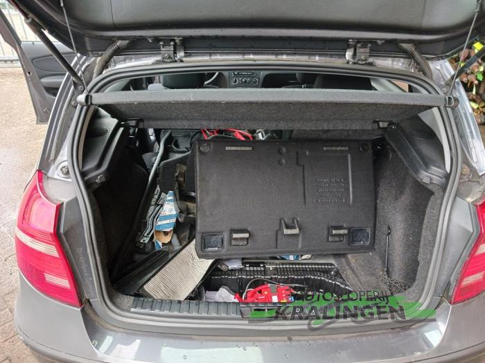 BMW 1 serie 116i 1.6 16V Sloopvoertuig (2008, Grijs)