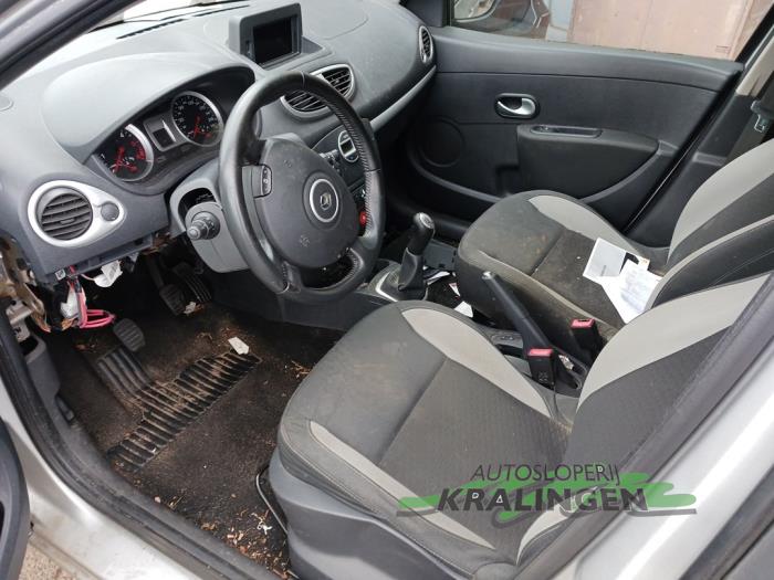 Renault Clio III 1.5 dCi FAP Sloopvoertuig (2011, Grijs)