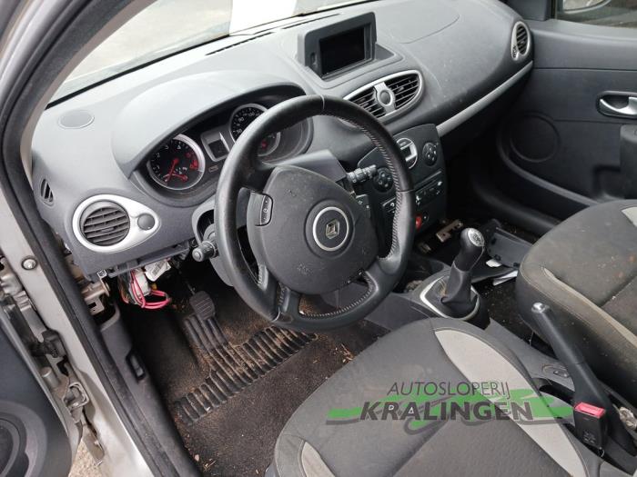 Renault Clio III 1.5 dCi FAP Sloopvoertuig (2011, Grijs)