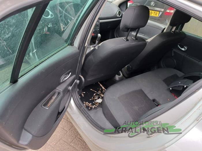 Renault Clio III 1.5 dCi FAP Sloopvoertuig (2011, Grijs)