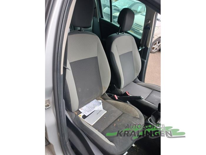 Renault Clio III 1.5 dCi FAP Sloopvoertuig (2011, Grijs)