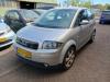 Audi A2 uit 2000 (Schadevoertuig)