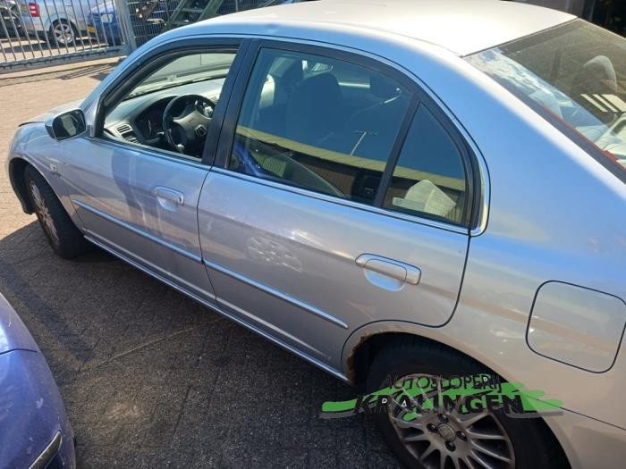 Honda Civic 1.3 16V VTEC-i IMA Sloopvoertuig (2004, Grijs)