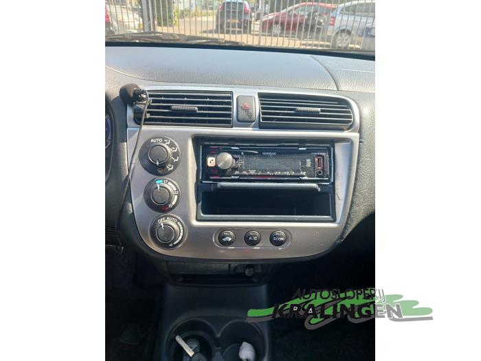 Honda Civic 1.3 16V VTEC-i IMA Sloopvoertuig (2004, Grijs)