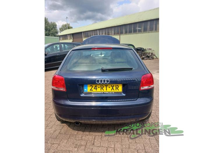 Audi A3 1.6 Sloopvoertuig (2005, Blauw)