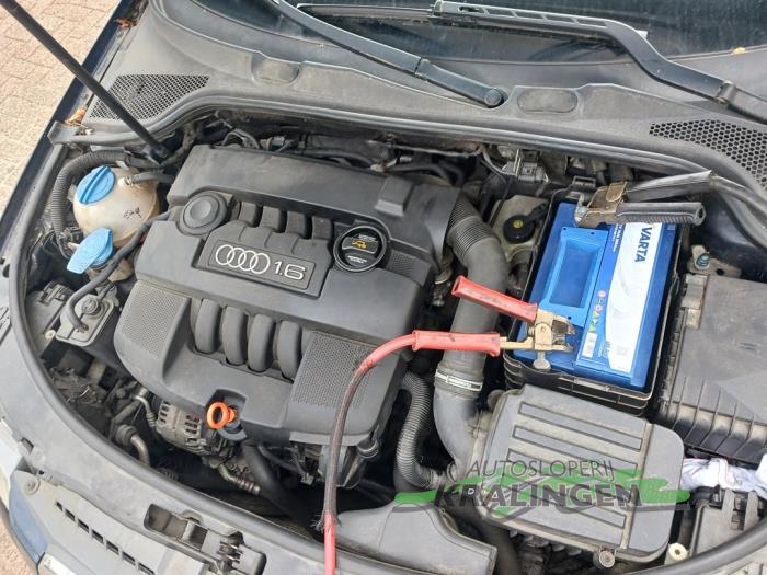 Audi A3 1.6 Sloopvoertuig (2005, Blauw)