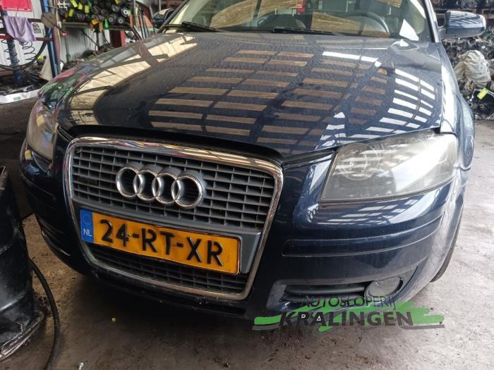 Audi A3 1.6 Sloopvoertuig (2005, Blauw)