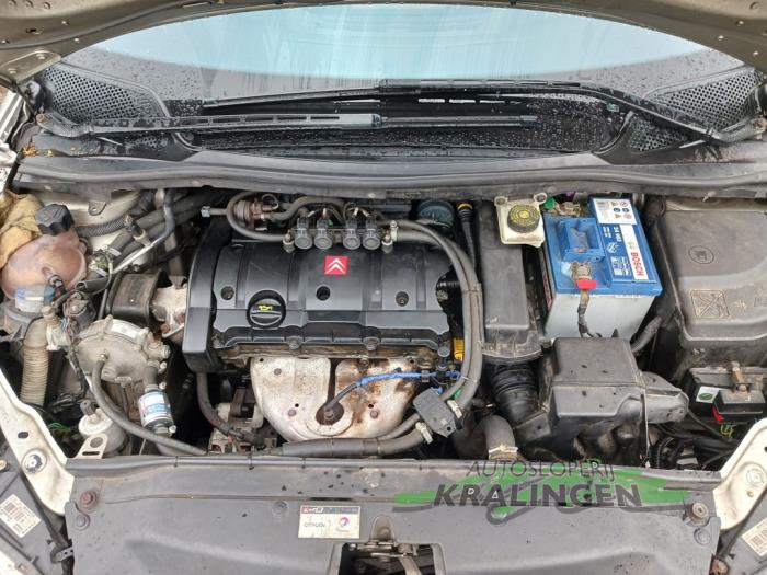 Citroen C4 Berline 1.6 16V Schadevoertuig (2008, Grijs)