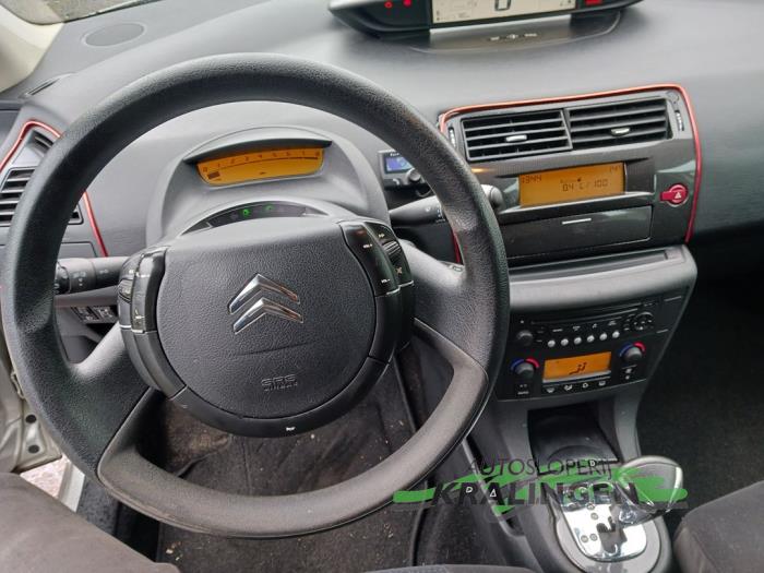 Citroen C4 Berline 1.6 16V Schadevoertuig (2008, Grijs)