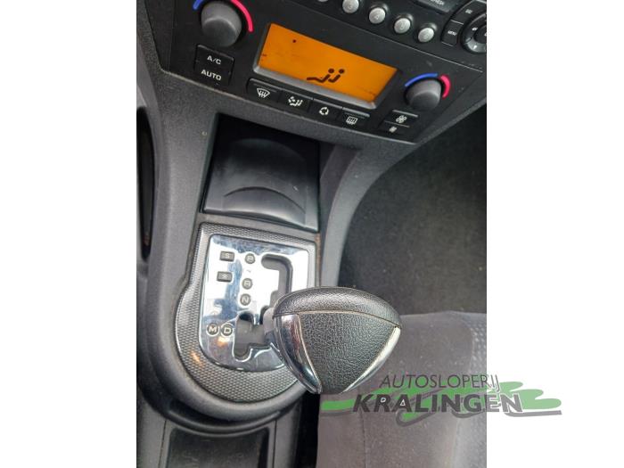 Citroen C4 Berline 1.6 16V Schadevoertuig (2008, Grijs)