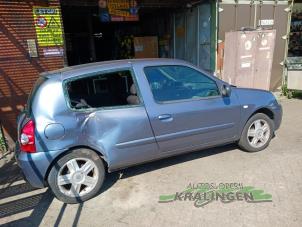 Renault Clio II 1.2 16V  (Sloop)