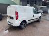 Fiat Doblo uit 2011 (Schadevoertuig)