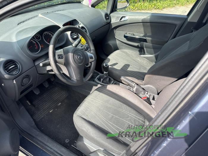 Opel Corsa D 1.4 16V Twinport Sloopvoertuig (2007, Grijs)