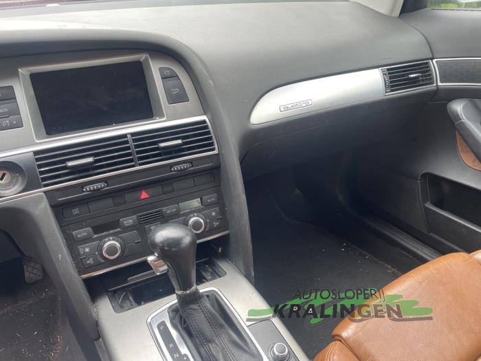 Audi A6 Avant 3.2 V6 24V FSI Quattro Sloopvoertuig (2006, Grijs)
