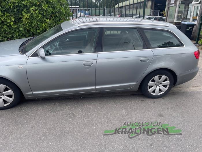 Audi A6 Avant 3.2 V6 24V FSI Quattro Sloopvoertuig (2006, Grijs)