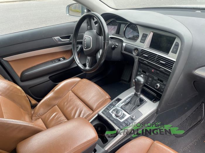 Audi A6 Avant 3.2 V6 24V FSI Quattro Sloopvoertuig (2006, Grijs)