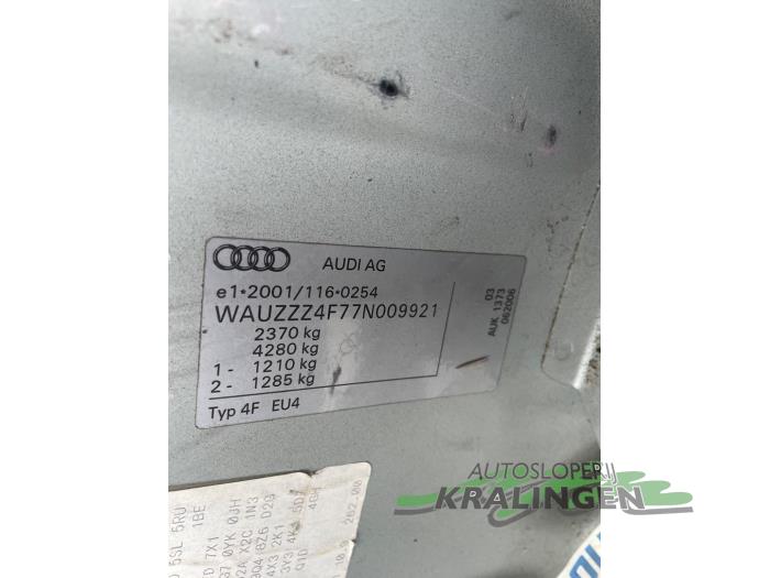 Audi A6 Avant 3.2 V6 24V FSI Quattro Sloopvoertuig (2006, Grijs)