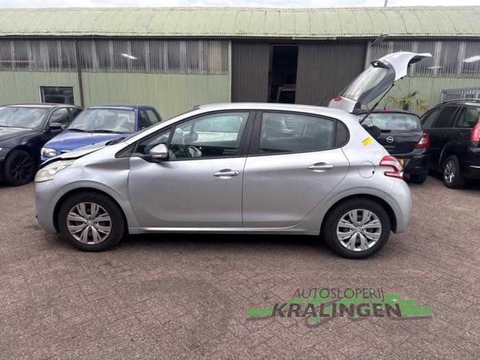 Peugeot 208 I 1.2 Vti 12V PureTech 82 Sloopvoertuig (2013, Grijs)