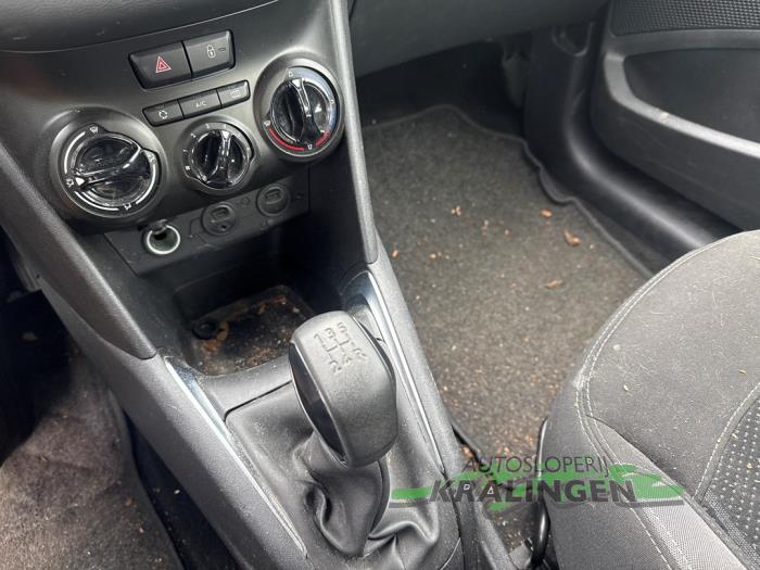 Peugeot 208 I 1.2 Vti 12V PureTech 82 Sloopvoertuig (2013, Grijs)