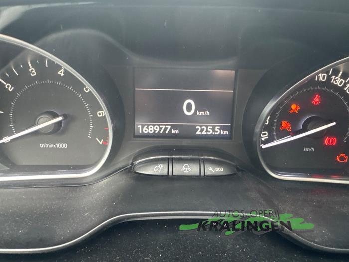 Peugeot 208 I 1.2 Vti 12V PureTech 82 Sloopvoertuig (2013, Grijs)