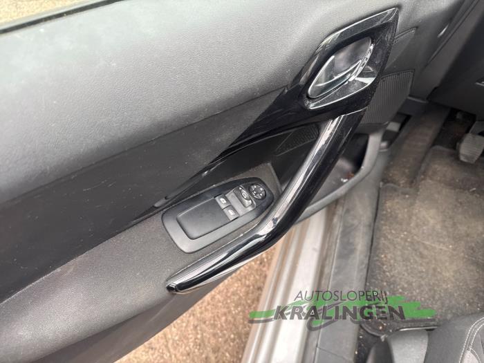 Peugeot 208 I 1.2 Vti 12V PureTech 82 Sloopvoertuig (2013, Grijs)