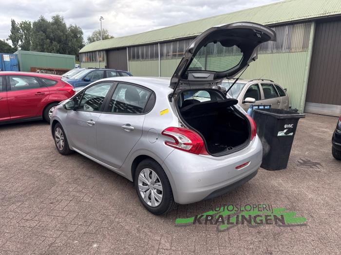 Peugeot 208 I 1.2 Vti 12V PureTech 82 Sloopvoertuig (2013, Grijs)