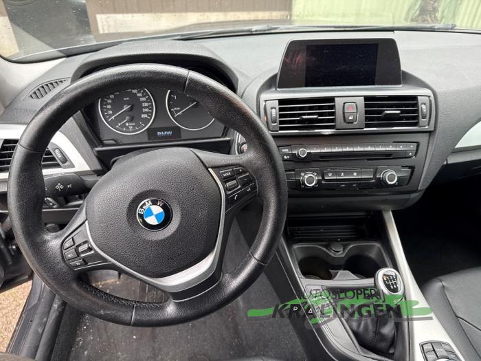 BMW 1 serie 116d 1.6 16V Efficient Dynamics Schadevoertuig (2013, Grijs)