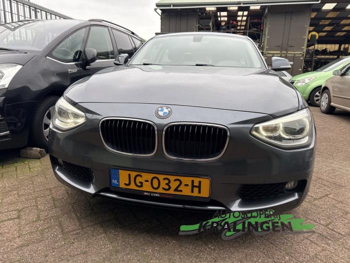BMW 1 serie 116d 1.6 16V Efficient Dynamics Schadevoertuig (2013, Grijs)