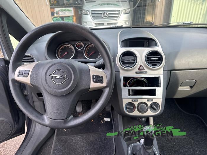 Opel Corsa D 1.2 16V Sloopvoertuig (2008, Grijs)