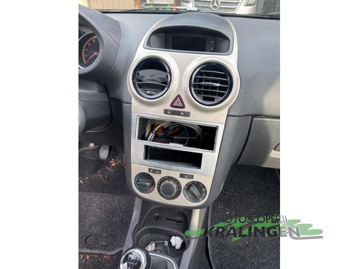 Opel Corsa D 1.2 16V Sloopvoertuig (2008, Grijs)