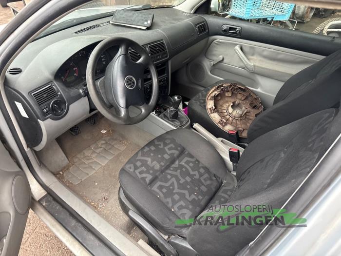 Volkswagen Golf IV 1.4 16V Sloopvoertuig (2000, Grijs)