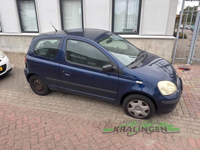 Toyota Yaris 1.3 16V VVT-i Schadevoertuig (2003, Blauw)