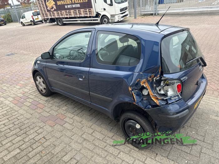 Toyota Yaris 1.3 16V VVT-i Schadevoertuig (2003, Blauw)