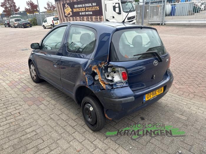 Toyota Yaris 1.3 16V VVT-i Schadevoertuig (2003, Blauw)