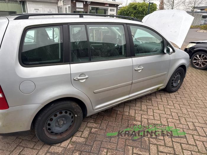 Volkswagen Touran 1.6 FSI 16V Sloopvoertuig (2005, Grijs)