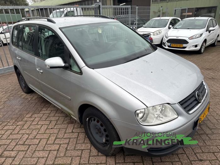 Volkswagen Touran 1.6 FSI 16V Sloopvoertuig (2005, Grijs)