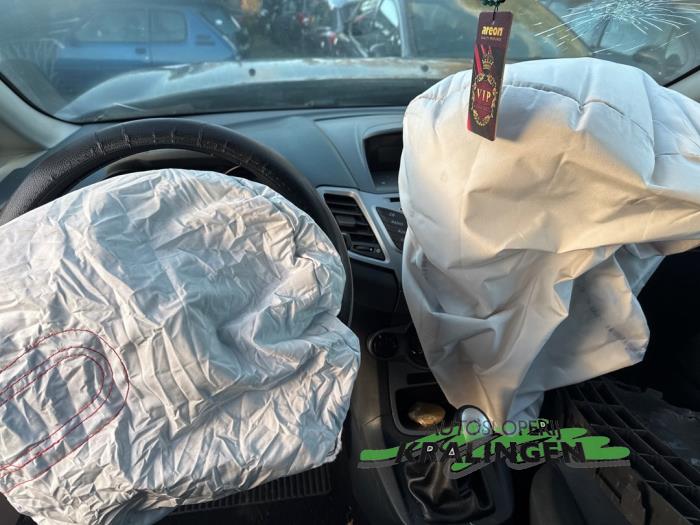 Ford Fiesta 6 1.25 16V Sloopvoertuig (2009, Grijs)