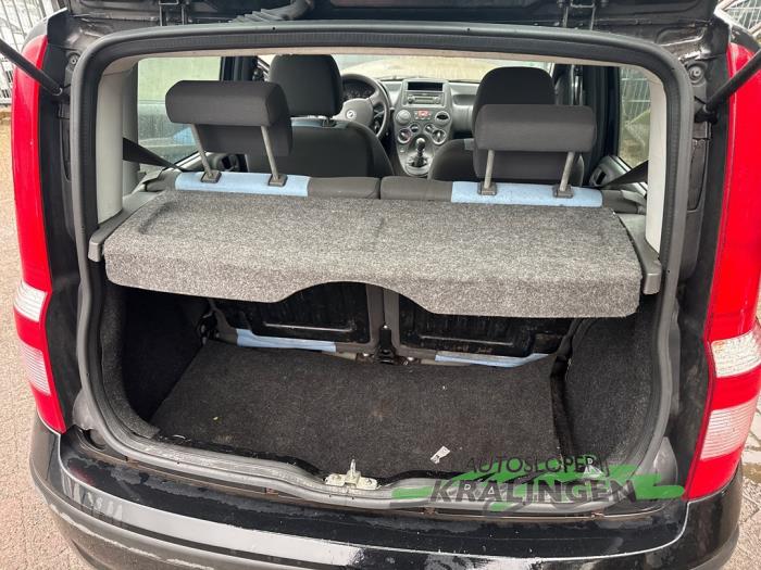 Fiat Panda 1.2 Fire Schadevoertuig (2007, Zwart)