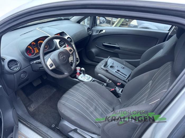 Opel Corsa D 1.2 16V Sloopvoertuig (2009, Grijs)