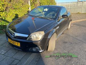 Opel Tigra Twin Top 1.8 16V  (Schade)