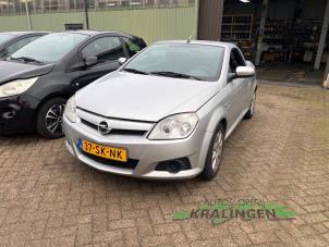 Opel Tigra Twin Top 1.4 16V  (Schade)