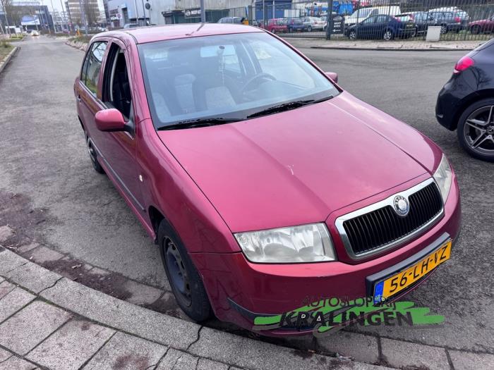 Skoda Fabia 1.4i Schadevoertuig (2003, Oranje)