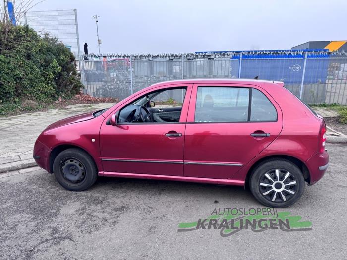 Skoda Fabia 1.4i Schadevoertuig (2003, Oranje)