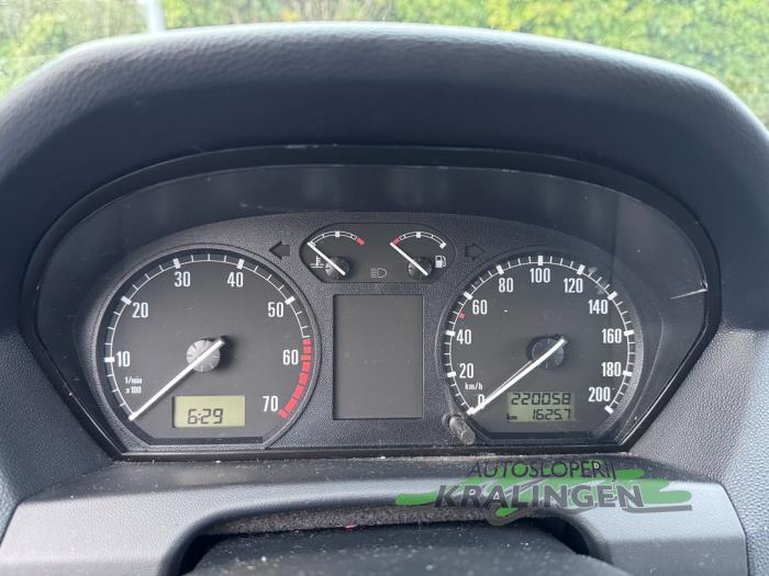 Skoda Fabia 1.4i Schadevoertuig (2003, Oranje)